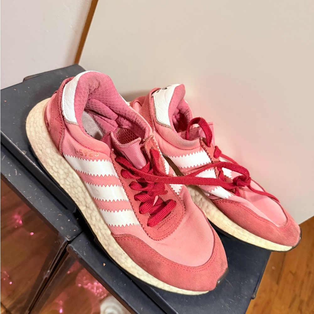 Adidas Women's Red and White Sneakers